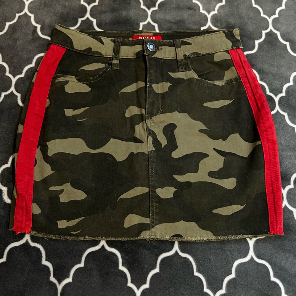 Guess Camouflage Mini Skirt Size:S